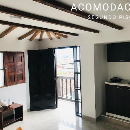 דירות San Agustín Hostal Diana מראה חיצוני תמונה