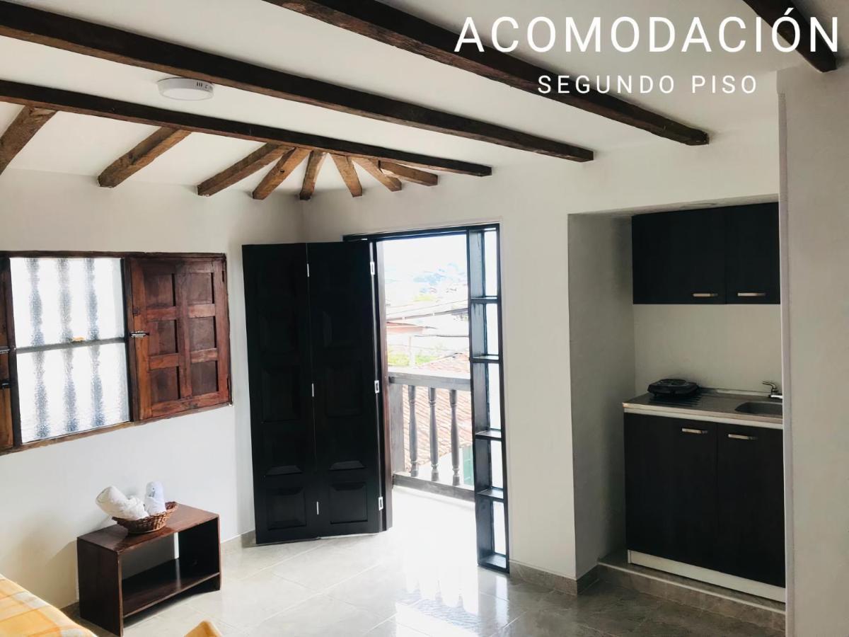 דירות San Agustín Hostal Diana מראה חיצוני תמונה